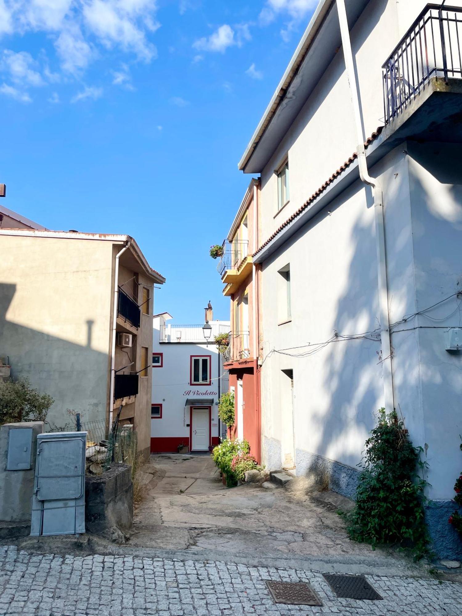 Villagrande Strisaili Affittacamere Il Vicoletto Aria Ona מראה חיצוני תמונה